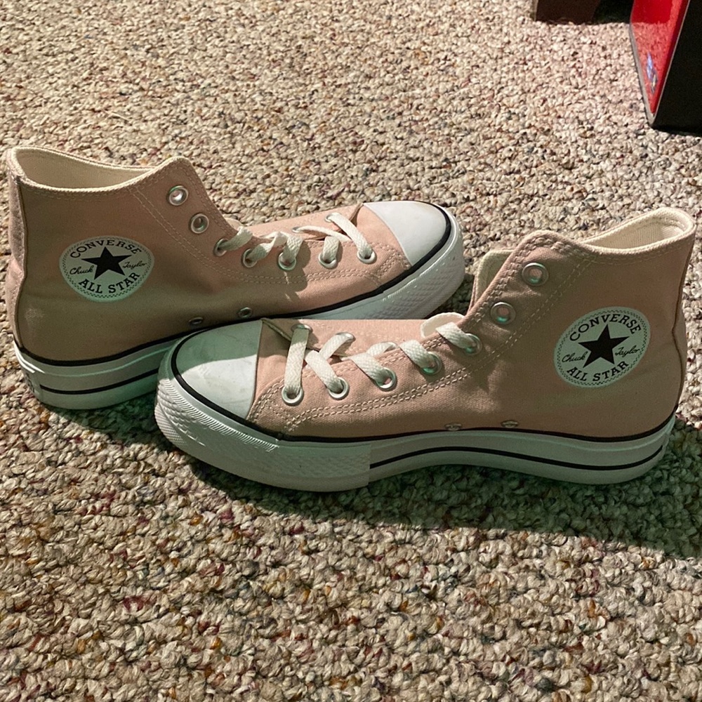 pink platform converse